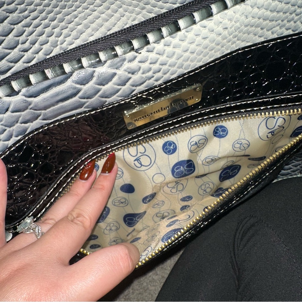 Samantha Brown Croco-Embossed Insulated Drop Bottom Tote - Picture 12 of 12